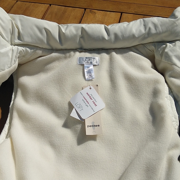 NWT Ann Taylor Loft Eggshell white winter vest bomber jacket - Picture 6 of 11